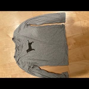 Black dog long sleeved tee